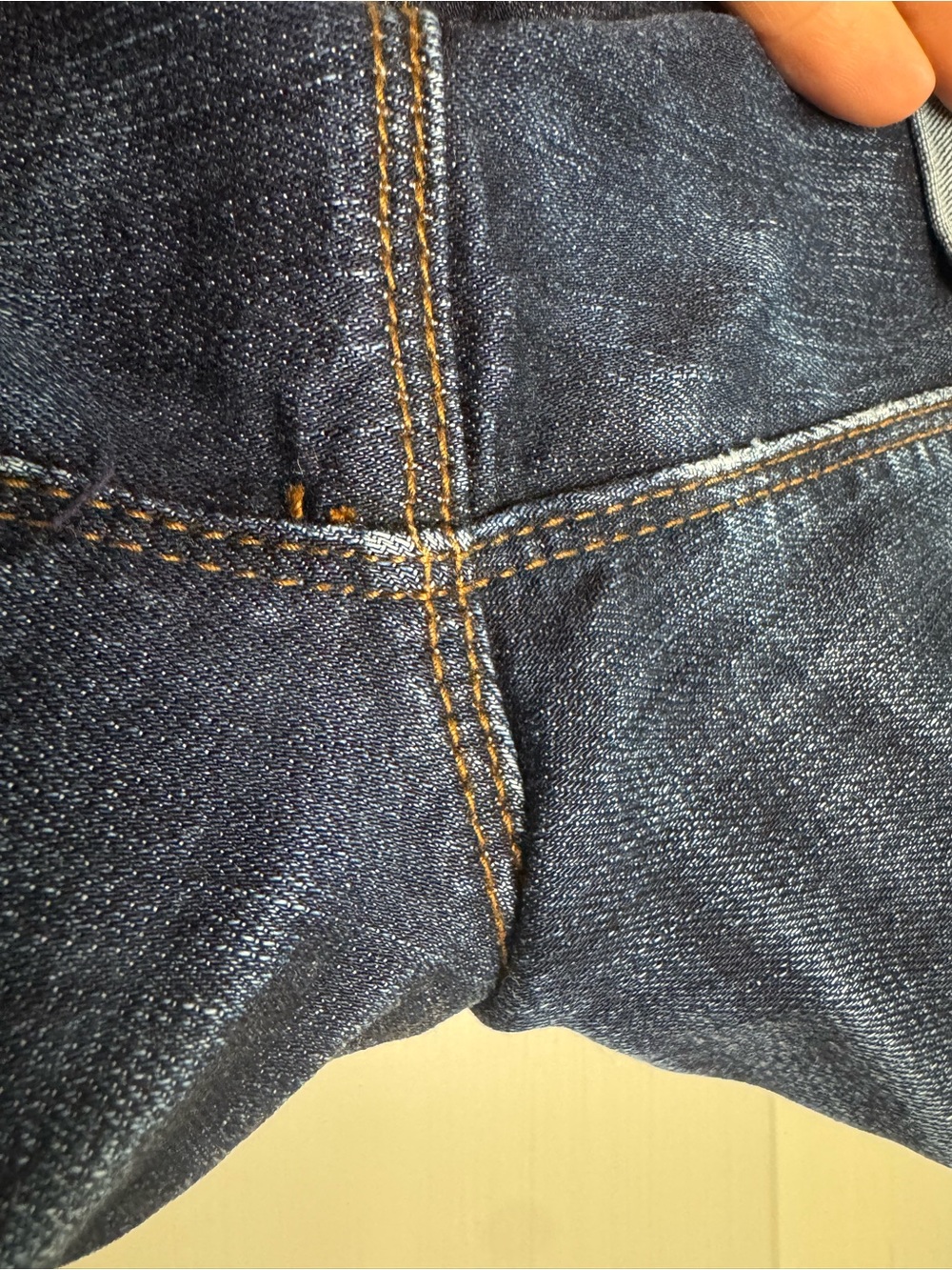WHBM "The 5" Short" Cuffed Dark Wash Denim Shorts Size 4 - Picture 10 of 10